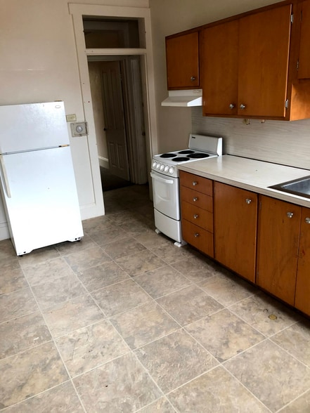 Kitchen - 360 Chestnut St