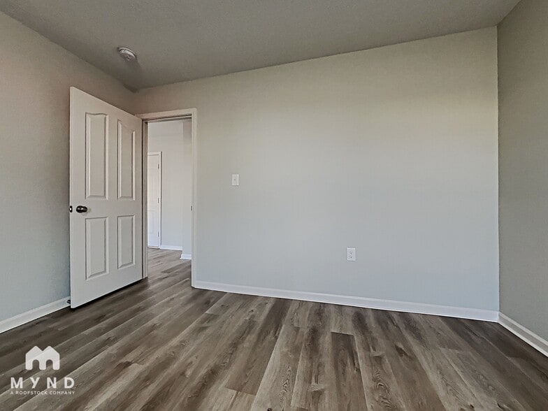 Building Photo - 3204 Victoria Brook Ln