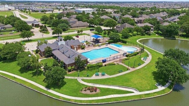 Building Photo - 10926 Wynfield Springs Dr