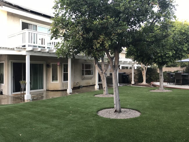 Building Photo - 20848 Quail Run Dr