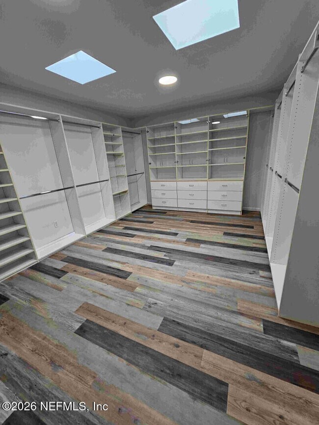 Building Photo - 2 Fairway Rd