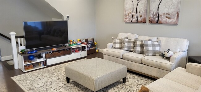 Building Photo - 299 Lexington St