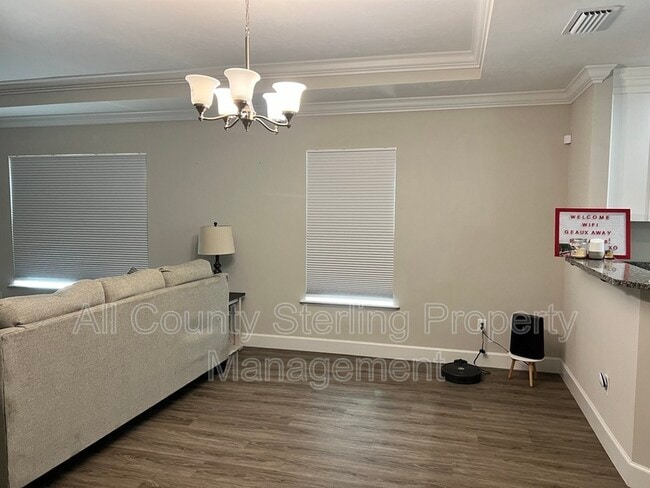 Building Photo - 25107 SW 9th Ln