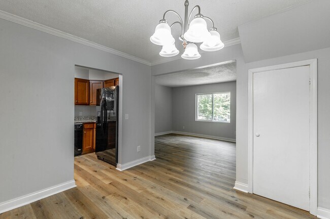 Building Photo - 6874 Beulah Dr