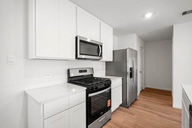 Building Photo - 12011 Curlin Dr