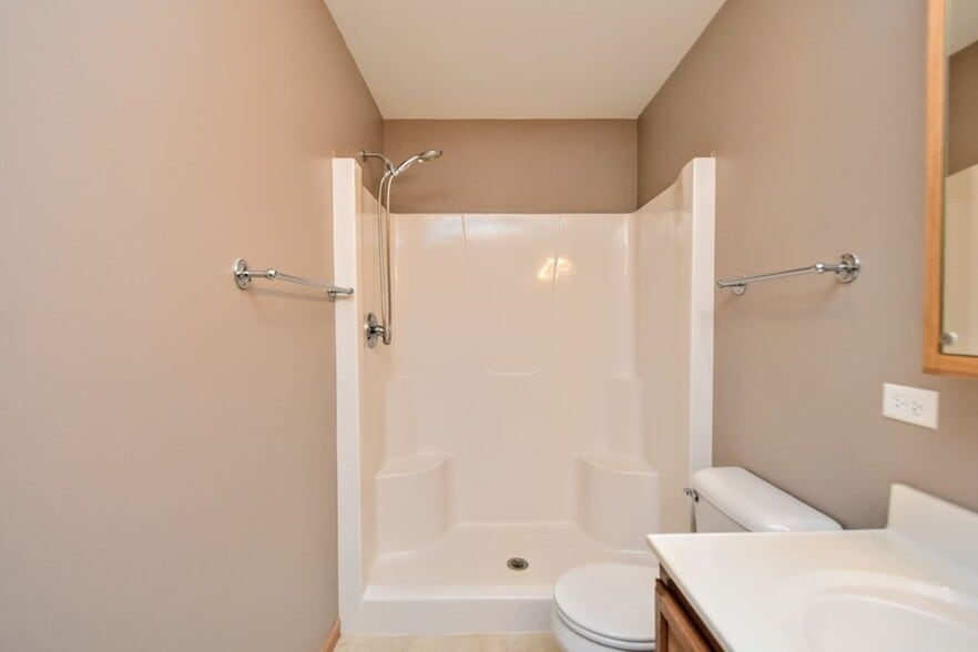 Building Photo - 5809 Fieldstone Trl