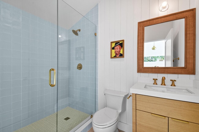 Building Photo - 845 Sunset Rd