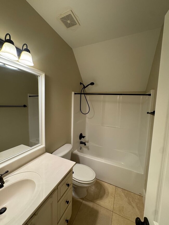 Building Photo - Waters Home