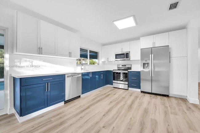 Building Photo - Southwest 103rd Street, Miami, FL 33176 - ...