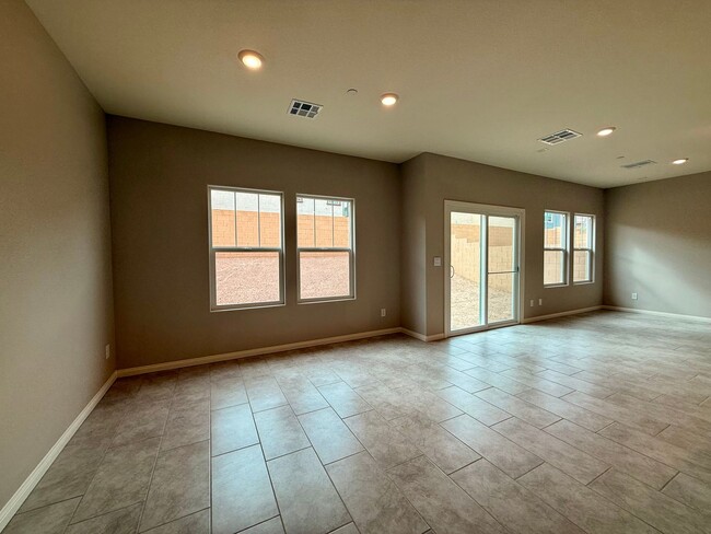 Building Photo - BRAND NEW HOME!!! IN CADENCE!! 5br 2,665Sq...