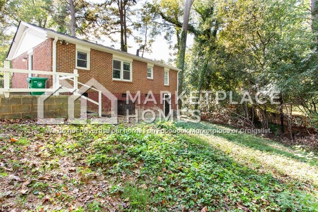 Building Photo - 3516 Maryvale Dr