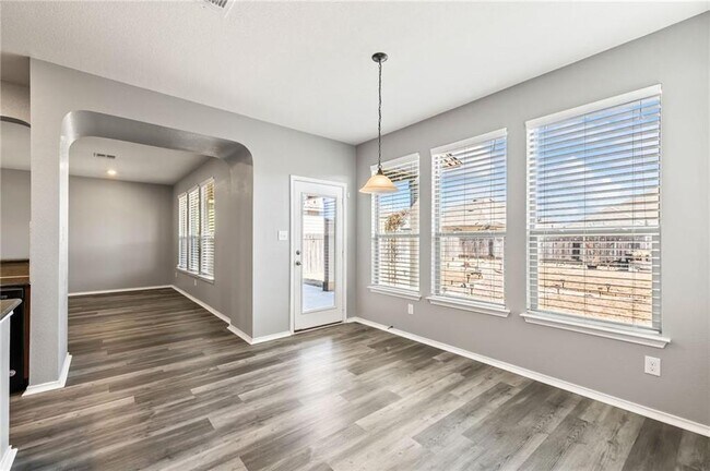 Building Photo - 7937 Arezzo Dr