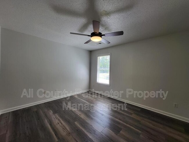 Building Photo - 41 Olde Town Way