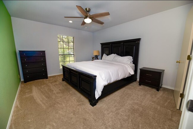 Building Photo - 30715 Onion Creek