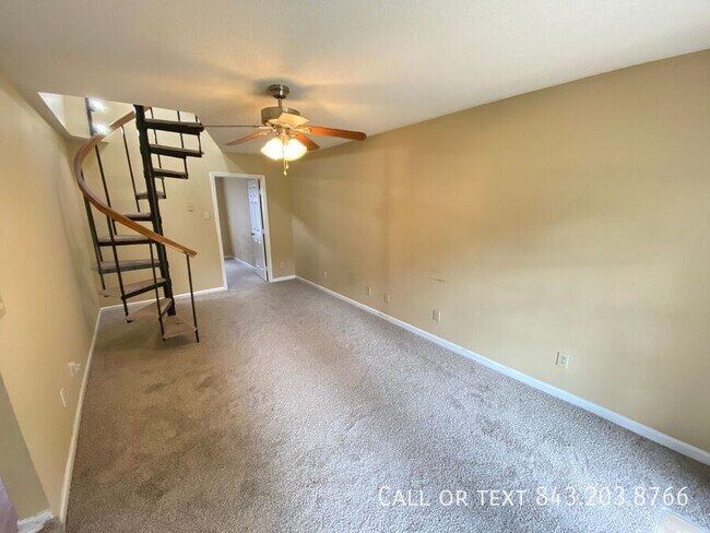Building Photo - 106 Eaton Way