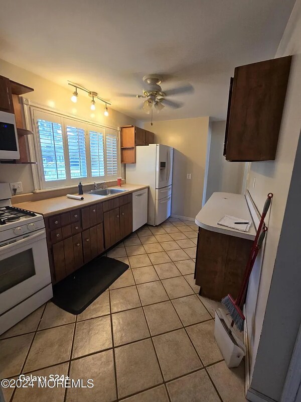 Building Photo - 16 Oak Ridge Pkwy