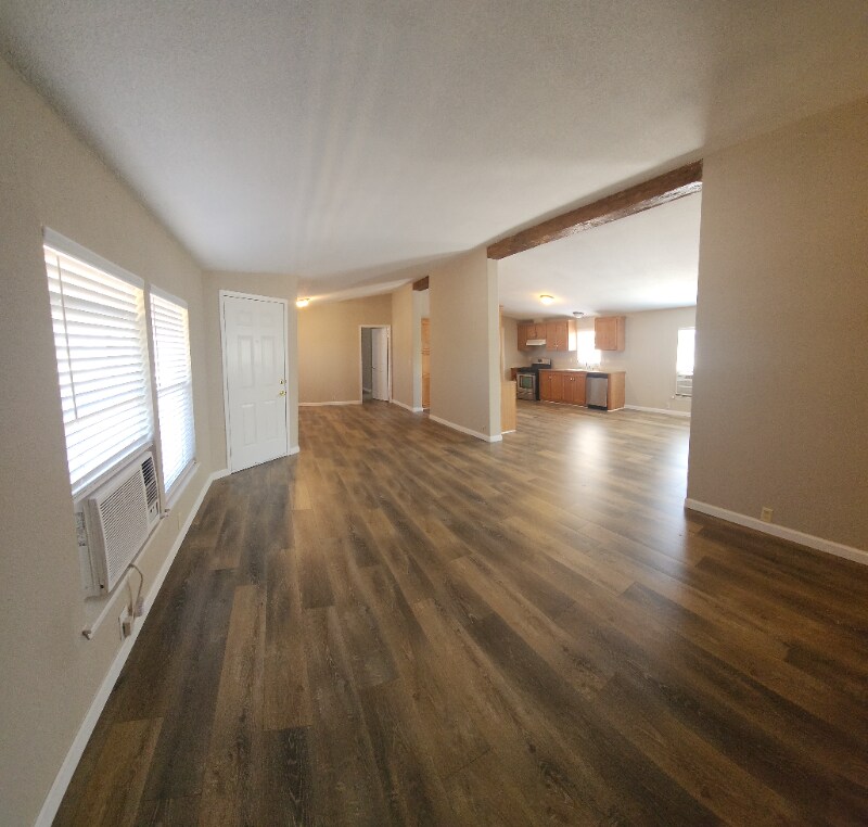 Building Photo - 35640 Epple St