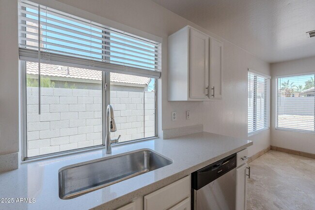 Building Photo - 8844 W Christopher Michael Ln