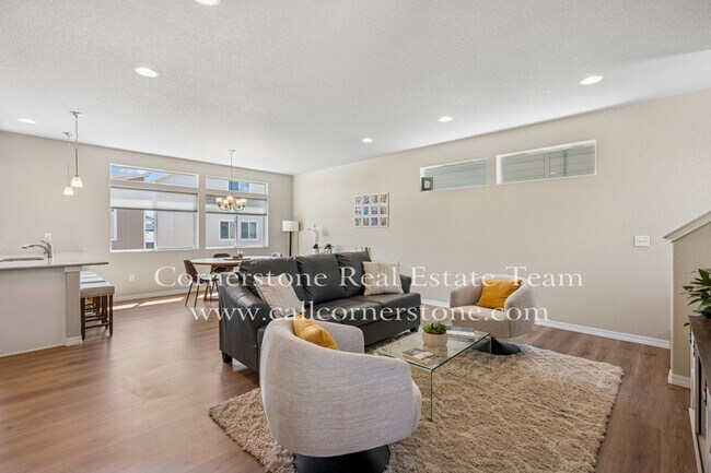Building Photo - 7446 Marbled Wood Pt