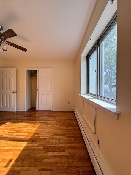 Building Photo - 2813 Gunther Ave