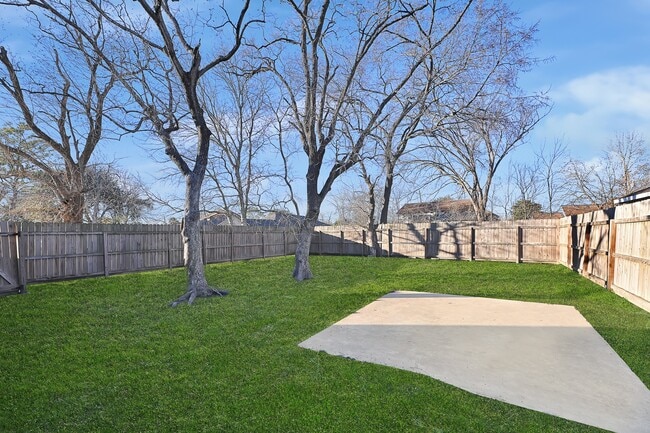 Building Photo - 1301 Avenue I