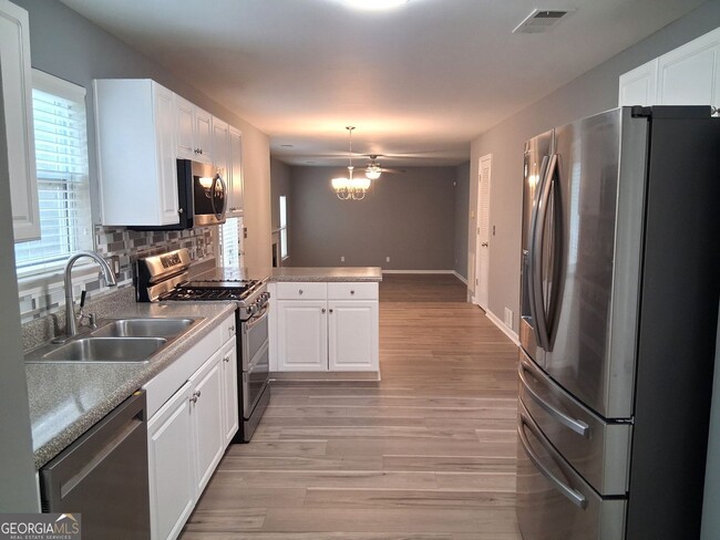 Building Photo - 122 Brenleigh Park Dr