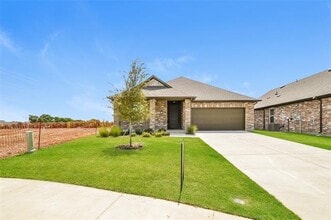 Building Photo - 2505 Finch Holw Dr