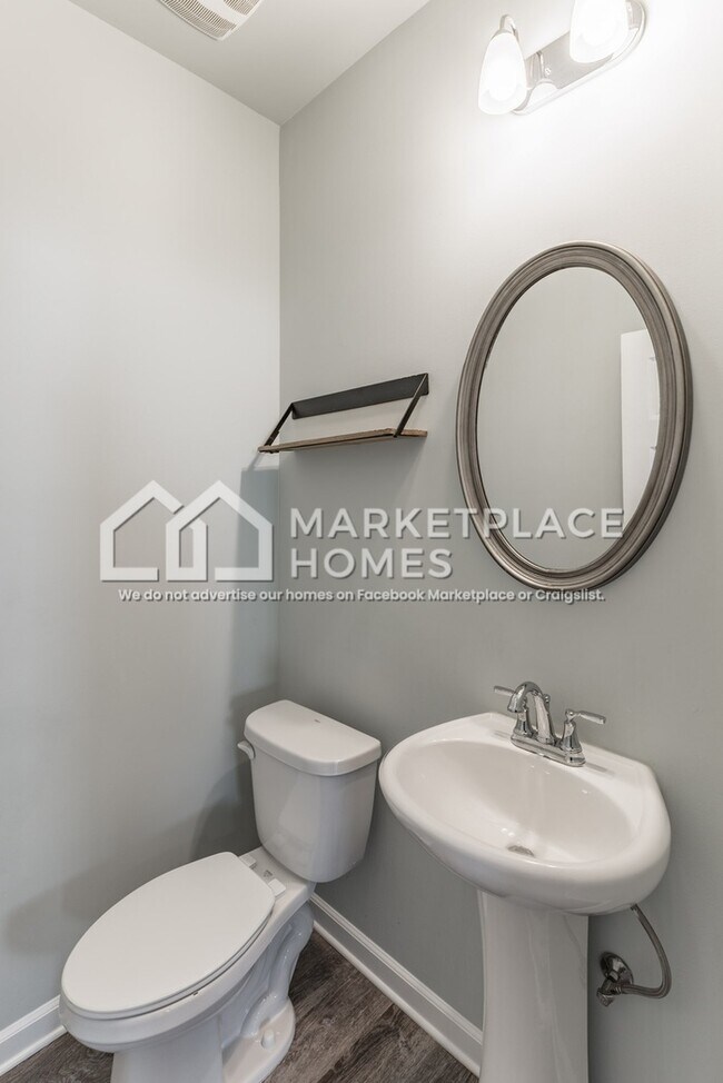 Building Photo - 101 Edmund Cir