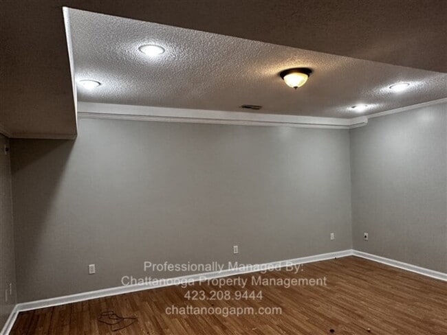 Building Photo - 6815 Benwood Dr