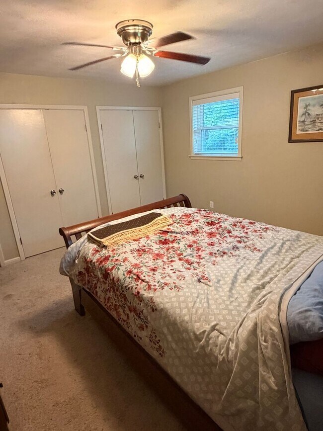 Building Photo - Spacious 3BD/2BA Single Family Home in Metairie.