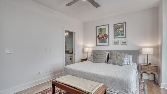 Building Photo - 3 Bedroom Townhome in 5 Points with Private Garage and Rooftop Deck