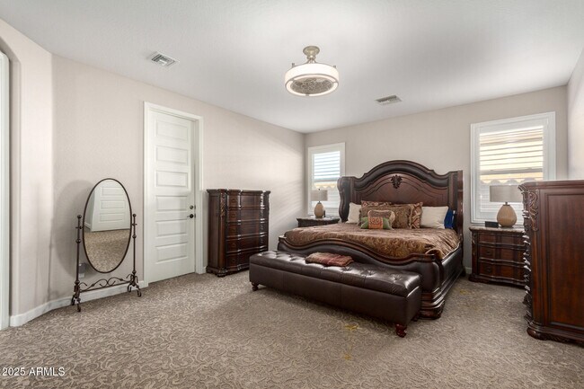 Building Photo - 7578 W Tierra Buena Ln