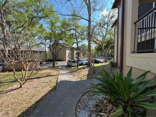Building Photo - 976 Leeward Pl