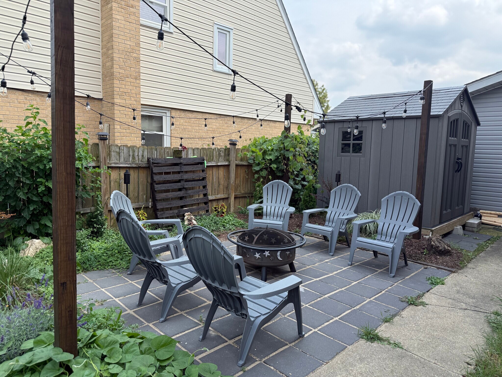 Building Photo - 1202 E Ardyce Ln