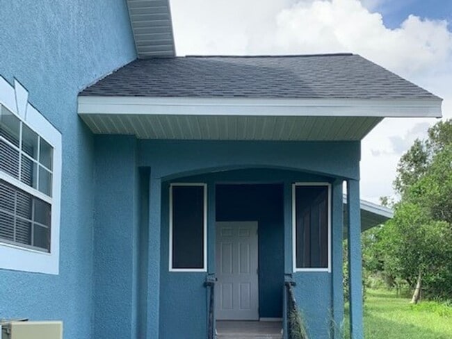 Building Photo - 2 Bed/2 Bath in Haines City - ready for immediate move in!