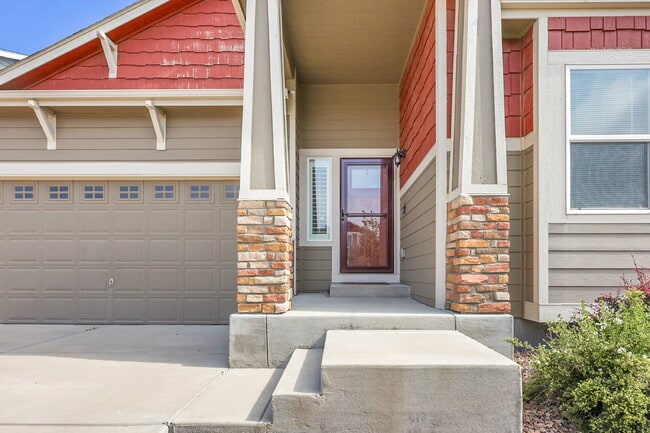 Building Photo - $2,995 - 5 Bed, 3 Bath Home in CO Springs ...