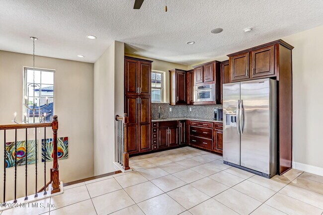 Building Photo - 14909 Venosa Cir