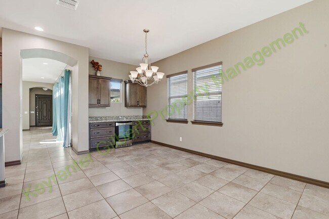 Building Photo - Beautiful 4-bed/3.5-bath Gilbert Home in Gilbert’s Cooley Station!