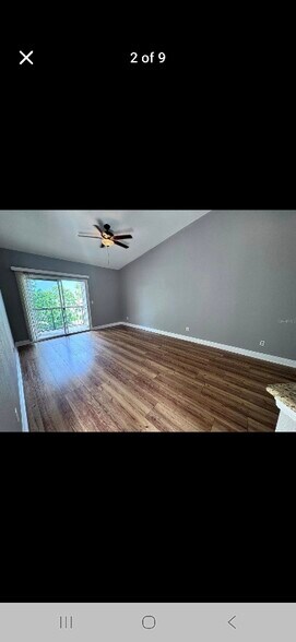 Building Photo - 1972 Lake Atriums Cir