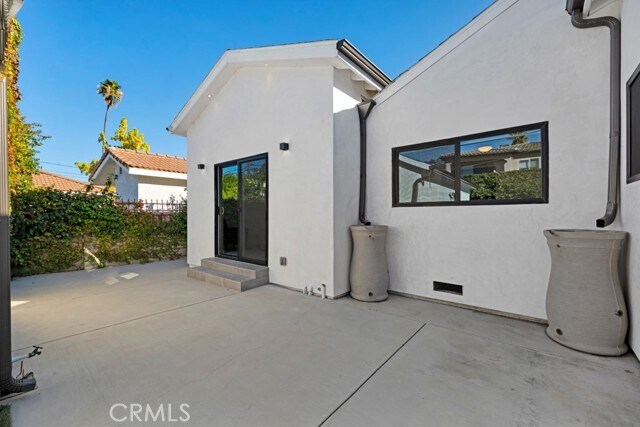 Building Photo - 4941 Hesperia Ave