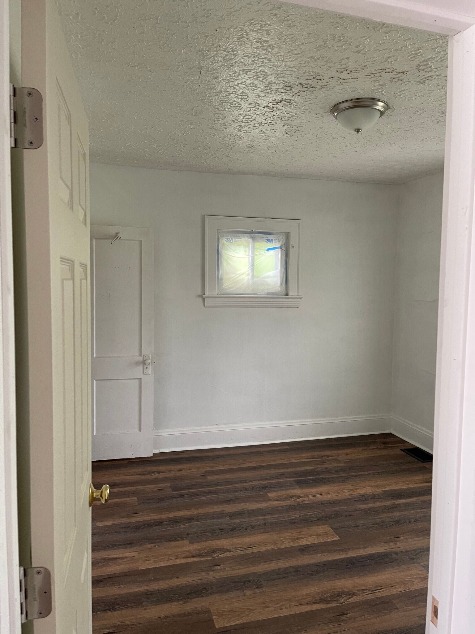 Building Photo - 3610 E 139th St