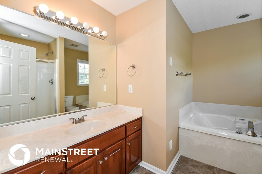 Building Photo - 11612 Reality Trail