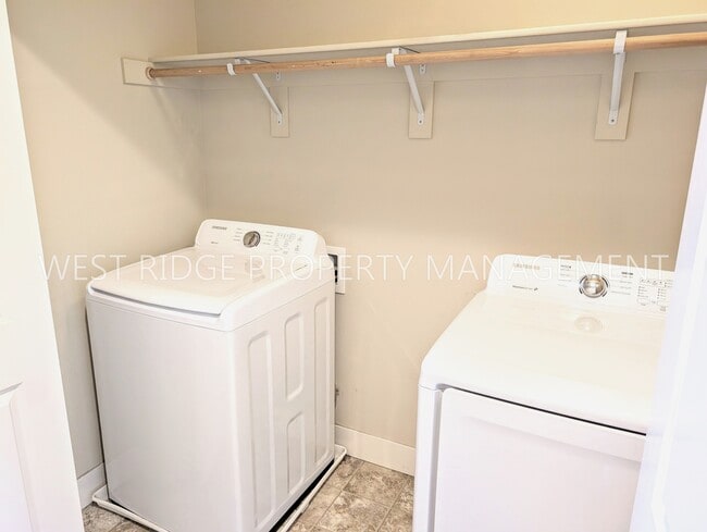 Building Photo - 14916 NW Delia St