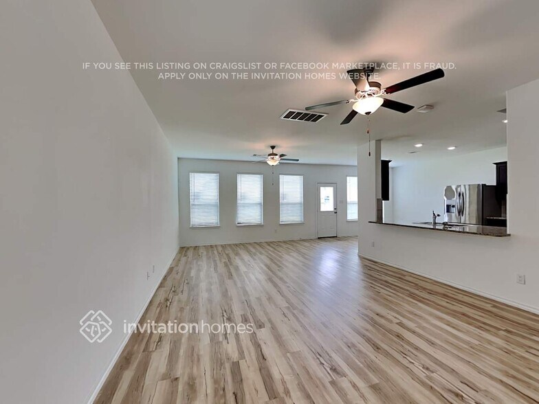 Building Photo - 23839 Via Camino Ln