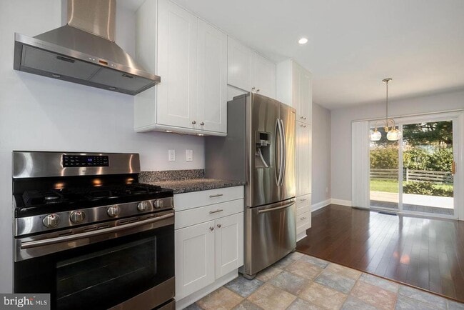 Building Photo - 9530 Ashbourn Dr