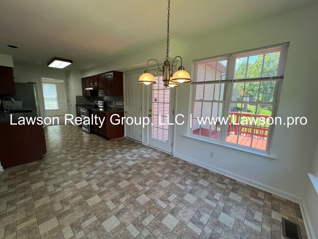Building Photo - Beautiful Four Bedroom Home in "The Groves...
