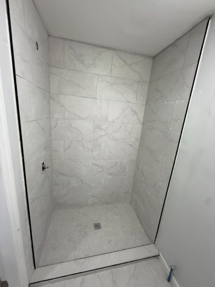 Building Photo - 729 S 10th St