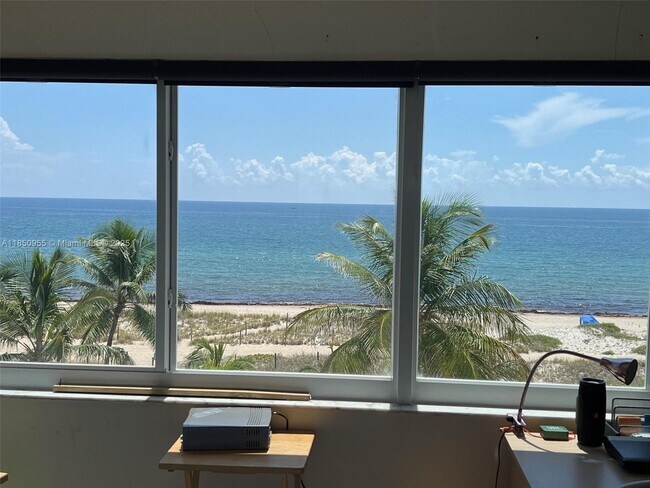 Building Photo - 710 N Ocean Blvd