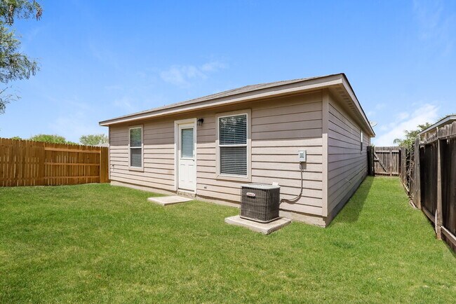 Building Photo - 11450 Indian Canyon