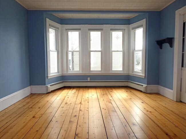 Building Photo - 55 Everett St